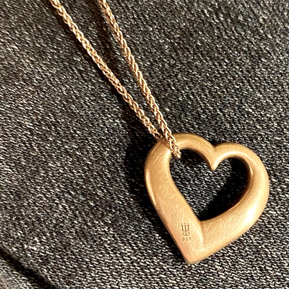 Used James Avery sterling engraved heart pendant on 18 inch James Avery chain. - Picture 2 of 4